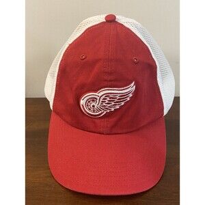 Detroit Redwing Logo Snapback Red White Mesh